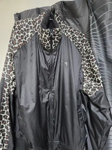 PUMA 블랙 레오파드 무늬 나일론 자켓 팬츠 세트