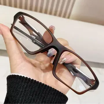 브라운 플라스틱 프레임 안경