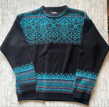 새상품 남성용 L 사이즈 ROUGH TRADE 택라이트 니트 스웨터