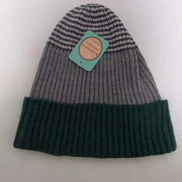 택 포함 새상품 맥시 니트 모자 그레이 그린