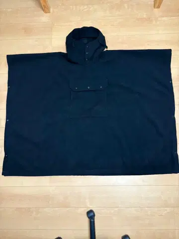 ENGINEERED GARMENTS 블랙 판초