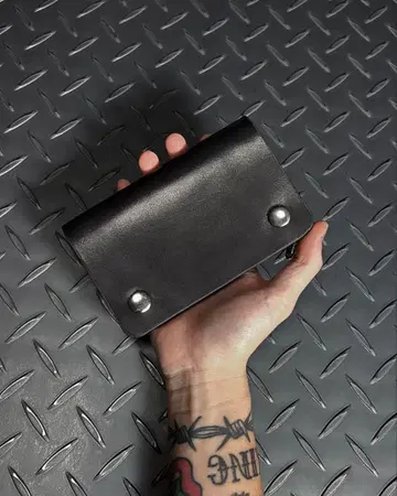 미들 트래커 지갑 도치기 가죽 니켈