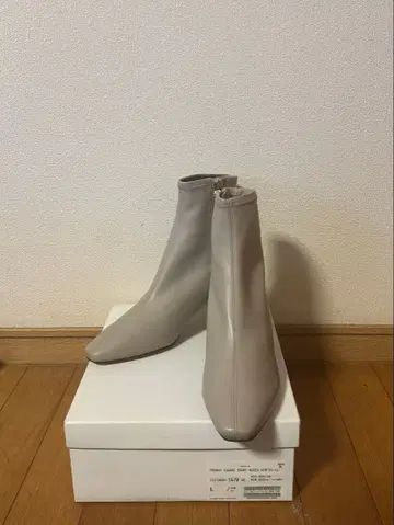 [새상품] 루탈론 6cm 프렌치 스퀘어 숏부츠 그레이 L