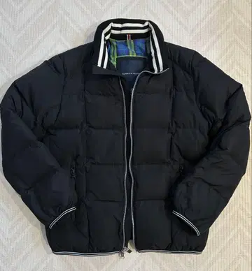 새상품급 타미힐피거 다운 자켓 블랙 S 사이즈 로고 자수