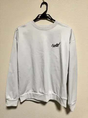 화이트 크루넥 트레이닝복