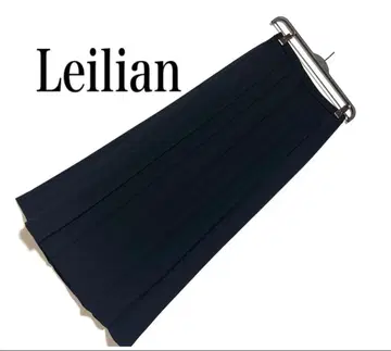 미사용 컨디션 최상 leilian 레리안 플리츠 스커트 블랙 일본제