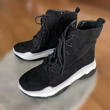 ES PER A NZ A 블랙스 에이드 통굽 하이컷 스니커즈 부츠