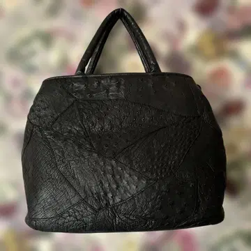 IBIZA 블랙 가죽 핸드백