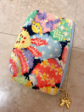 레어 페이 에그 파티 파우치