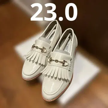 비트 장식 킬티탄 로퍼 화이트 이볼 23.0 아이보리