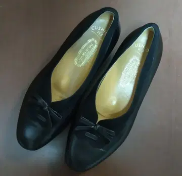 긴자 요시노야 펌프스 블랙 22.5cm