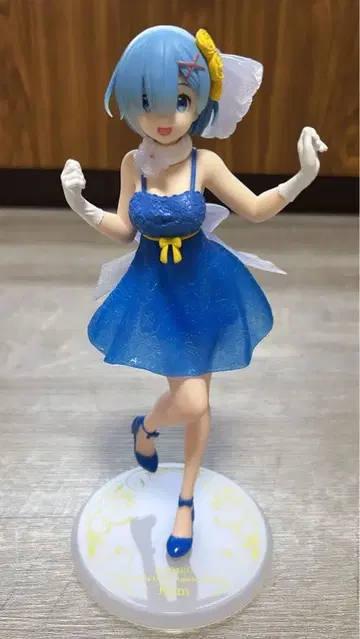 렘 피규어 파란 드레스