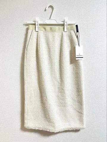 [MORABITO] 택 포함 미사용 새상품 화이트 트위드 타이트 스커트