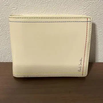 개점 세일 미사용품 새상품급 폴스미스 가죽 로고 4 스티치 접이식 지갑