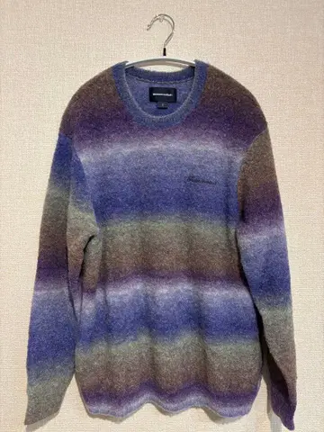 [ 새상품급 ] thisisneverthat 보더 니트 S 사이즈