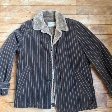 브라운 스트라이프 자켓