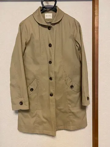 베이지 버튼 트렌치코트 약 80cm