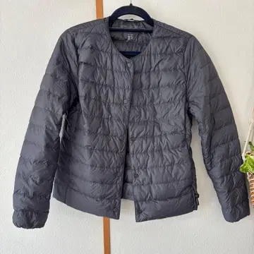 UNIQLO 다운 자켓 그레이 S 울트라 라이트 다운