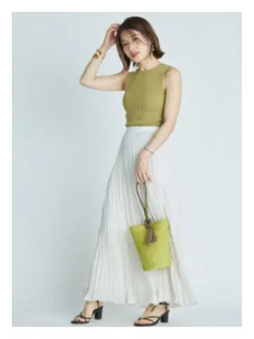 미사용 새상품 [ FRAY I.D ] 아지메 티어드 플리츠 스커트 IVR