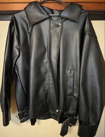 블랙 가죽 자켓