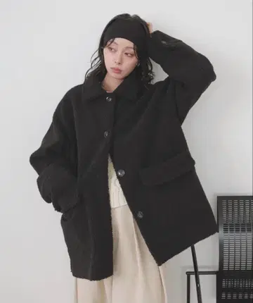 LIAN 보아 무스탕 스텐카라 코트