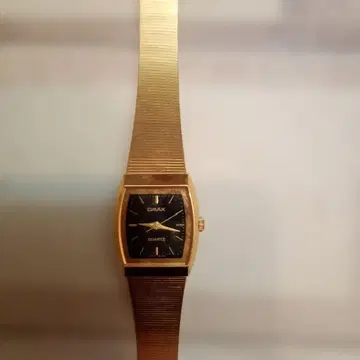 OMAX 골드 쿼츠 손목시계