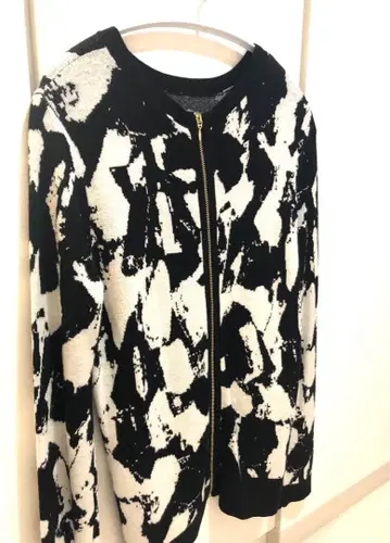 [ 새상품 ] H&M 지퍼 니트