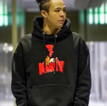 NASTY 블랙 후드티 M 사이즈