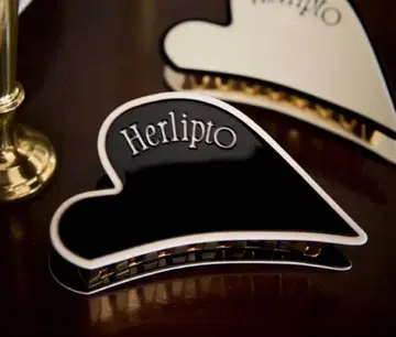 herlipto Bicolor Heart Hair Clip