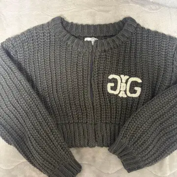 새상품급 GYDA 숏 니트