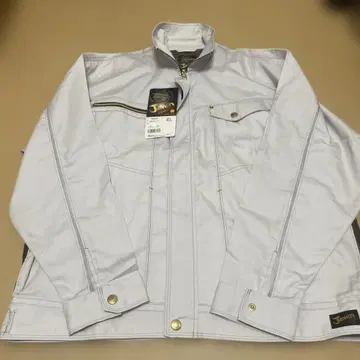 Jawin 화이트 실버 워크 점퍼 EL 사이즈