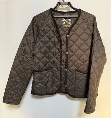 라벤햄 퀼팅 자켓 노카라