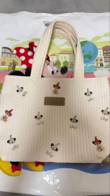 릴린린 토트백 2025