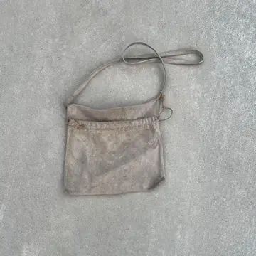 Hender Scheme 그레이 스웨이드 숄더백