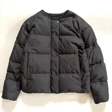 새상품급 어반 리서치 컴팩트 노카라 다운 흑먹색 36