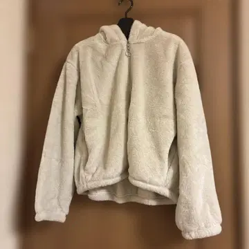GU 여성용 인조 모피 자켓 화이트 L 사이즈
