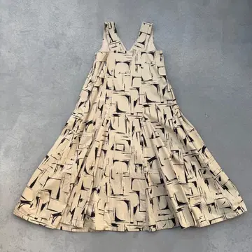 [ RBS ] V넥 슬리브리스 원피스