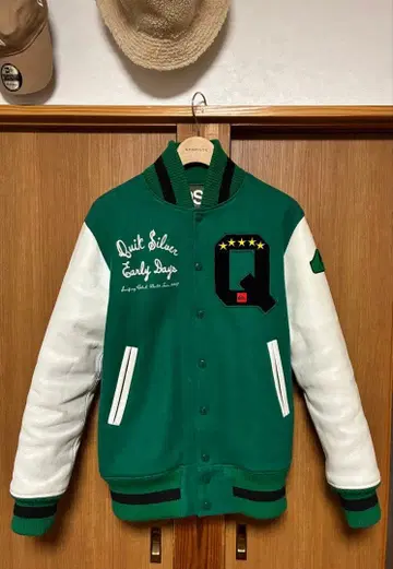 Quik Silver 바시티 자켓 그린/화이트