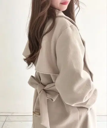 MAJESTIC LEGON 백 디자인 체스터 코트