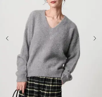 미사용 새상품 beauty&youth 폭스 캐시미어 니트 그레이