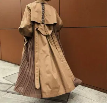 AMERI BALOON SLEEVE PLEATS TRENCH 브라운
