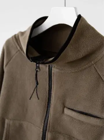 KATRIN 플리스 지퍼 후드티 새상품