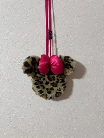 레오파드 무늬 퍼 파우치 핑크 리본 포함