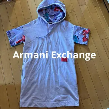Armani Exchange 반팔 꽃무늬 원피스 M 사이즈 미사용