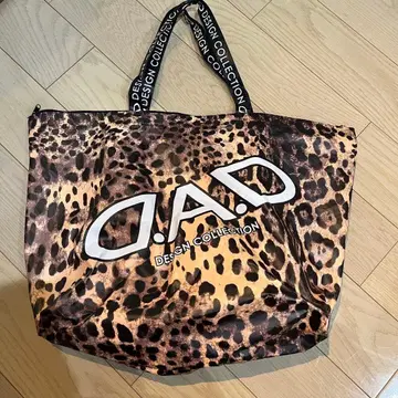 가르송 D.A.D 레오파드 무늬 토트백