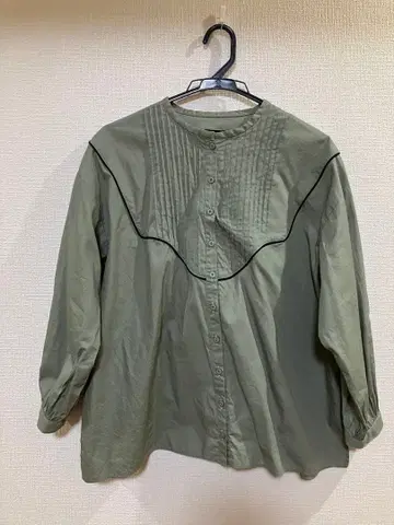 늑대와 올빼미 긴팔 셔츠 올리브