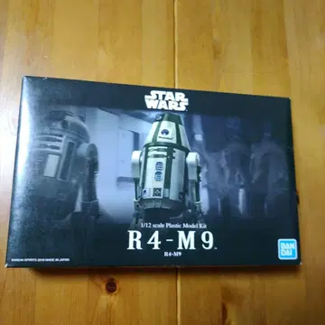 반다이 스타워즈 R4-M9 1/12 프라모델