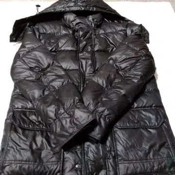 블랙 다운 자켓 퀼팅