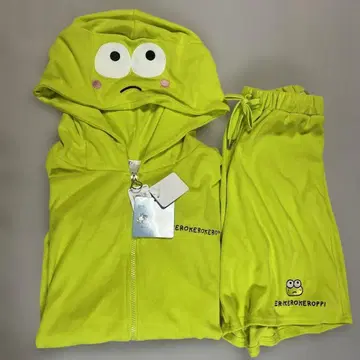 새상품 케로케로케롯삐 셋업 M 여성용 니시무라 유우지 산리오