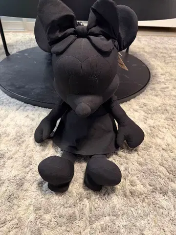 앰부쉬 x UNIQLO 콜라보 미니 마우스 블랙 봉제 인형